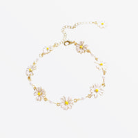Daisy-chain bracelet
