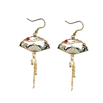 Oriental fan earrings with pearl drop in gold tone