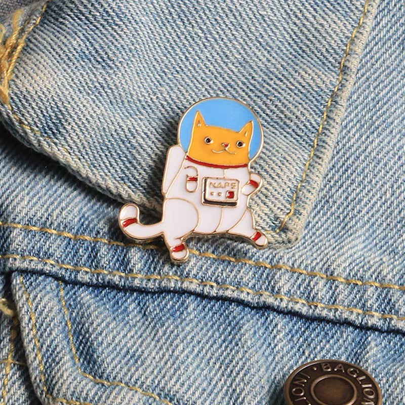 space cat brooch