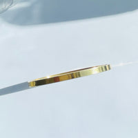 Flat lock-close bangle