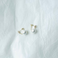 Large Pearl on chain earrings