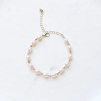 Pastel pink pearl bracelet