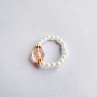 Elastic faux pearl ring
