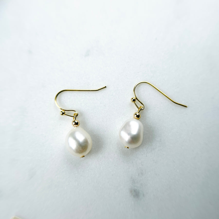 Medium size handmade Fresh water pearl 14t gold plated drop earrings