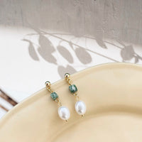 Stone & Pearl Earring