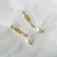 Fresh water pearl drop earrings