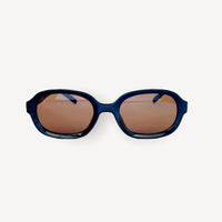 retro style oval sunglasses