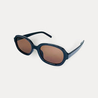 retro style oval sunglasses