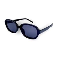 retro style oval sunglasses