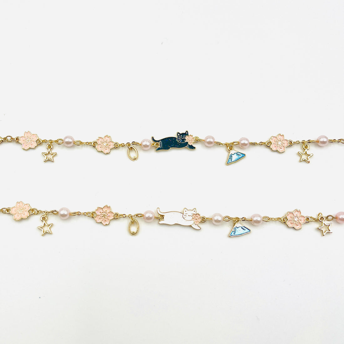 Mt. Fuji & cat charm bracelet