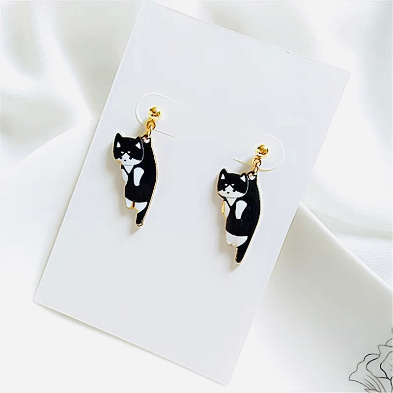 Hanging Cat Earrings- Silver / Gold