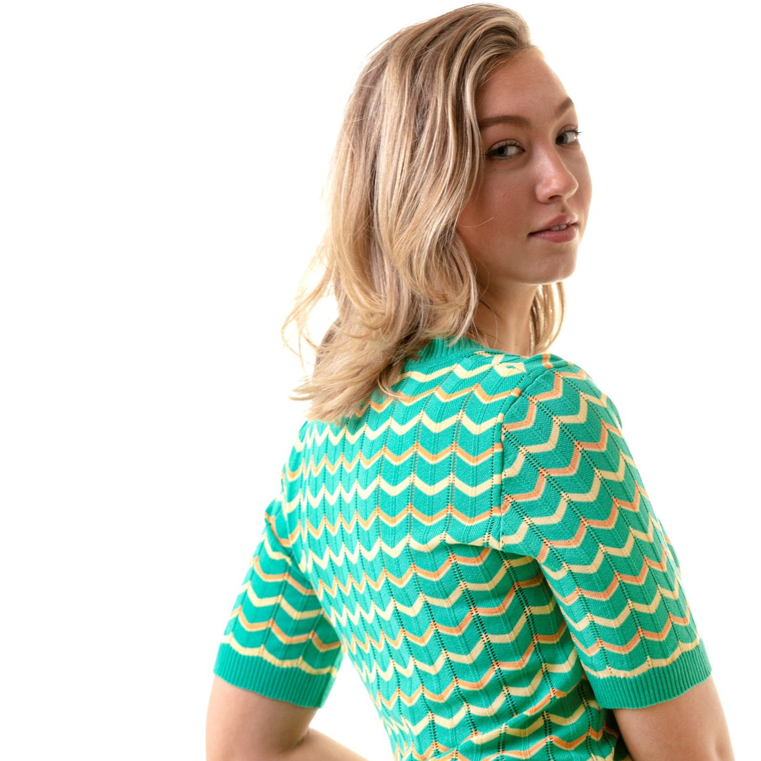zigzag short sleeve knitwear