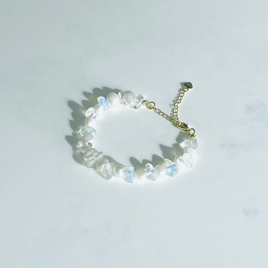 Handmade fresh water pearl & moonstone adjustable bracelet